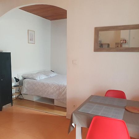 Appartement Meuble Centre Ville Nyons Exterior foto